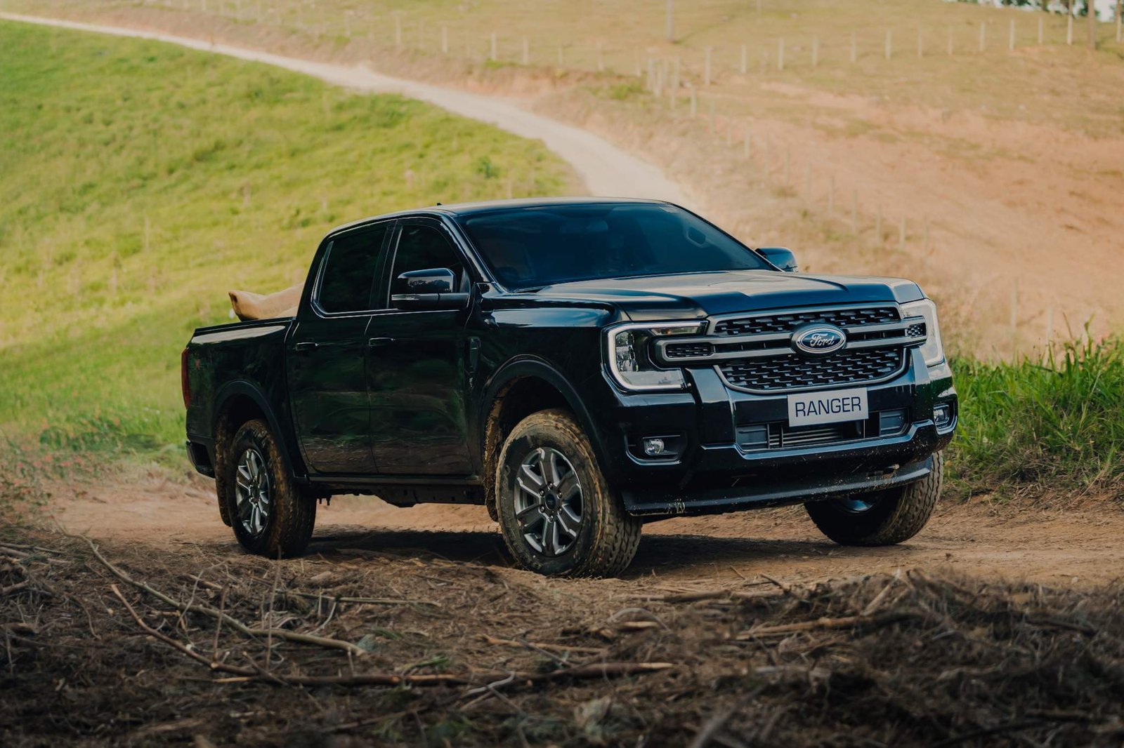 BRASAL FORD RANGER XLS BLACK DE R$238.900 POR R$221.900