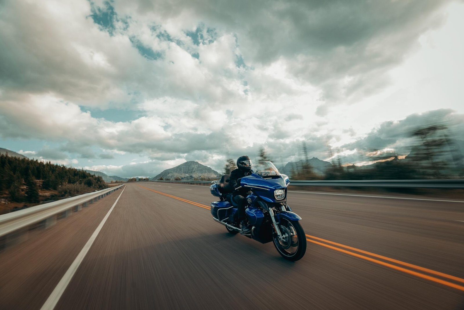 STREET GLIDE™ ULTRA